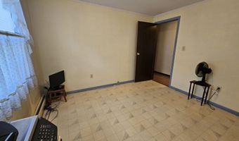 381 Birch St, Bangor, ME 04401