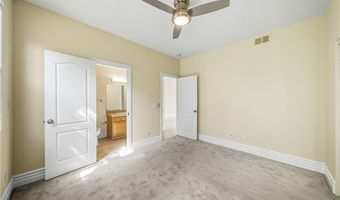 1107 Las Flores Dr, Carlsbad, CA 92008