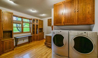 6300 Jonathan Ln, Albany, OH 45710
