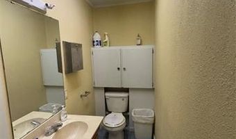 139 SE Cholwell Ave, Bartlesville, OK 74006