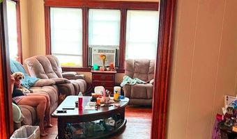 9 Southern St, Cranston, RI 02920