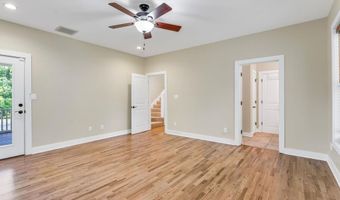109 Bay Colony Way, Apalachicola, FL 32320