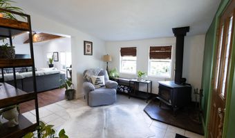 116 Pond St, Newton, NH 03858
