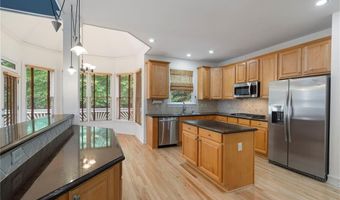 925 York Cv, Alpharetta, GA 30004