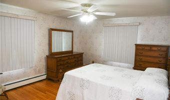 20 Bicentennial Way, North Providence, RI 02911