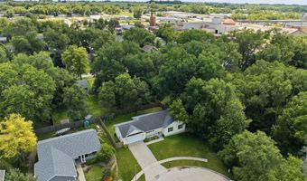 1717 Court St, Adel, IA 50003