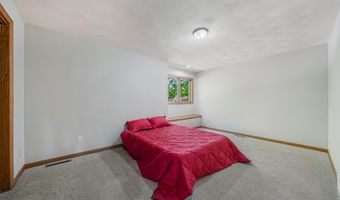 1711 E ROBIN Way, Appleton, WI 54915