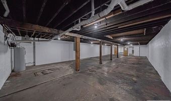 27 NW Main St, Blackfoot, ID 83221
