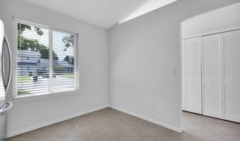 639 AQUATIC Dr, Atlantic Beach, FL 32233
