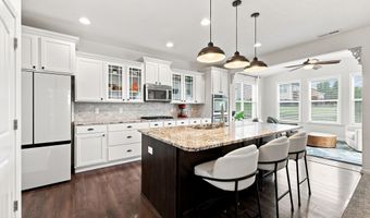 4209 Parliament Way, Avon, IN 46123