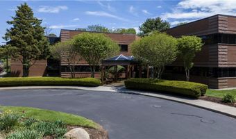 360 Kingstown Rd 202, Narragansett, RI 02882
