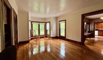 927 Water St, Bennington, VT 05257
