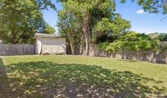 609 Beyer Dr, Bay St. Louis, MS 39520