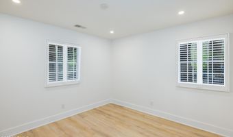 502 New St, Beaufort, SC 29902