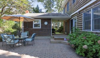 637 Compass Ave, Beachwood, NJ 08722