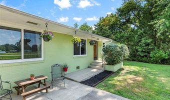 708 W 2nd St, Advance, MO 63730
