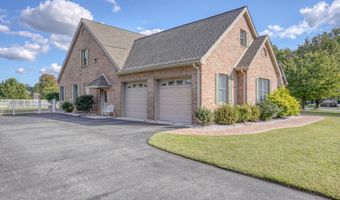 205 SCARLET Cir, Dover, DE 19904