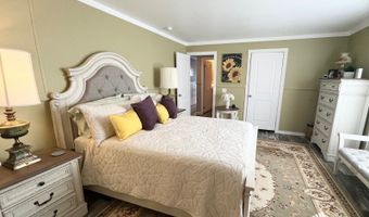 858 S Robert Ave, Avon Park, FL 33825