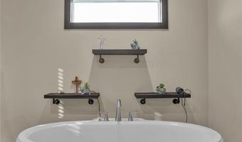 2032 Avenue L, Anson, TX 79501