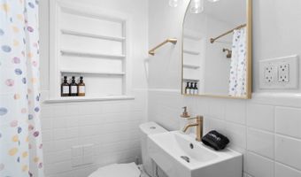 111 E KING St, Orlando, FL 32804