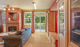 16060 SW AUDUBON St 104, Beaverton, OR 97003