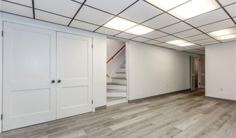 105 Borden Ave, Johnston, RI 02919