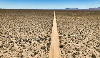 606 D S Billy The Kid Rd, Yucca, AZ 86438