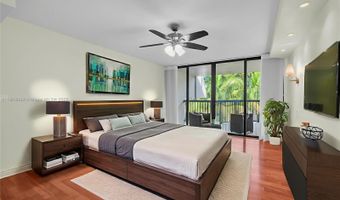 20351 W Country Club Dr TH17, Aventura, FL 33180
