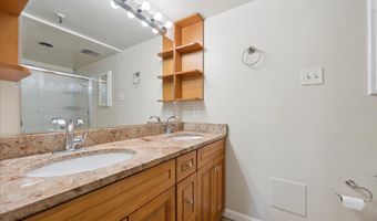 7401 WESTLAKE Ter 607, Bethesda, MD 20817