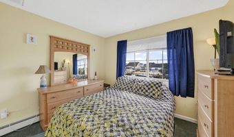 378 Bayview Ave, Bayville, NJ 08721