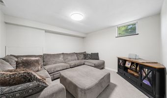 4578 Dogwood Dr, Allison Park, PA 15101