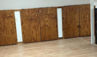 911 Pine St, Atlantic, IA 50022