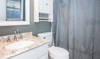 760 S Whitney Dr, Biloxi, MS 39532