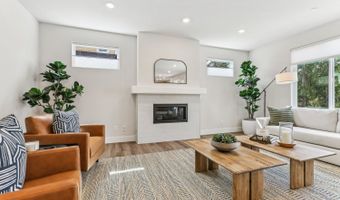 20711 64th St E, Bonney Lake, WA 98391
