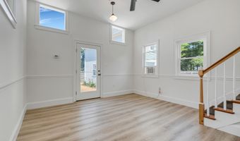 85 Bedford St, Bath, ME 04530
