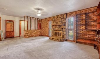 913 E Sycamore, Altus, OK 73521