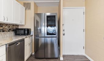 111 KAHULUI BEACH Rd A203, Kahului, HI 96732