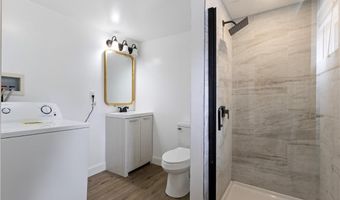 14 W Natick Rd, Warwick, RI 02886