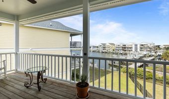 108 N Kinston Ave, Atlantic Beach, NC 28512