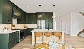 980 Pelican Dr, Polk City, IA 50226