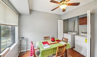 11212 CHERRY HILL Rd 302, Beltsville, MD 20705