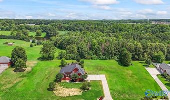 135 Villa Grande, Albertville, AL 35950