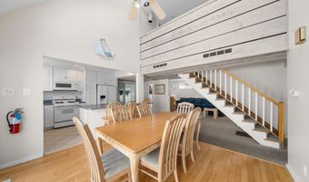 45 W 19th St, Avalon, NJ 08202