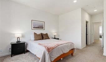 2771 W Pepper Tree Dr 11, Anaheim, CA 92801