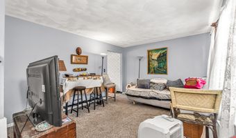 26 Karen Ct A, Bridgeport, CT 06606
