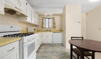 143 Hoffman Ave 205, Cranston, RI 02920