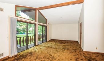 3570 Castlehill Ct, Tucker, GA 30084