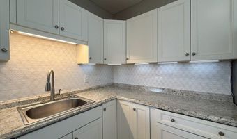 630 Metropolitan Ave 3, Boston, MA 02136