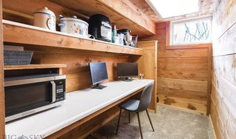 1232 N 8th Ave, Bozeman, MT 59715