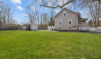 56 Errol St, Warwick, RI 02888